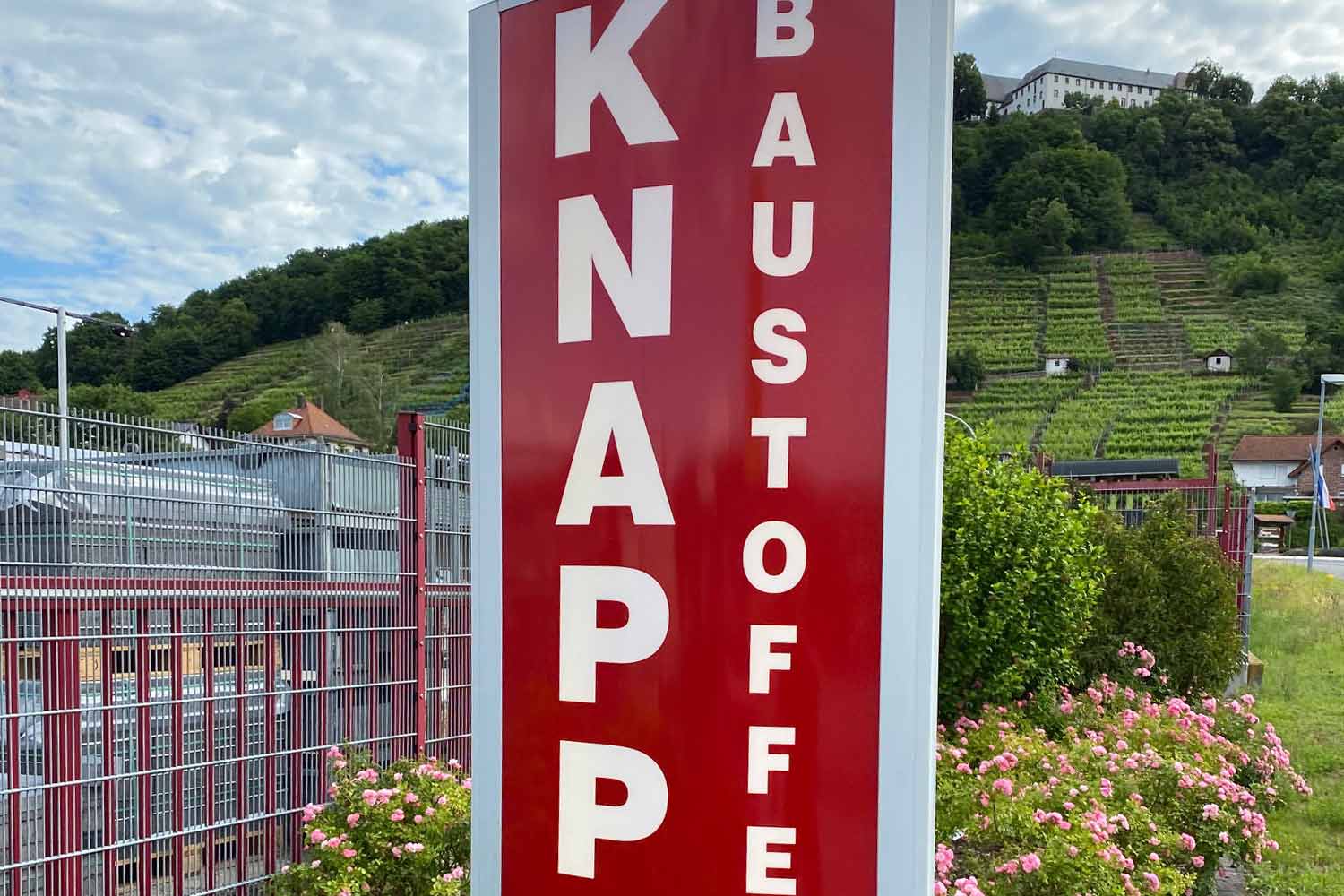 Knapp Baustoffe Schild